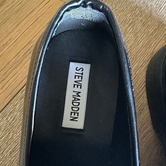 Steve Madden Lorenn Loafer In Black - Picture 4 of 12